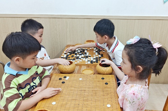 高手過招，步步驚險_副本.jpg